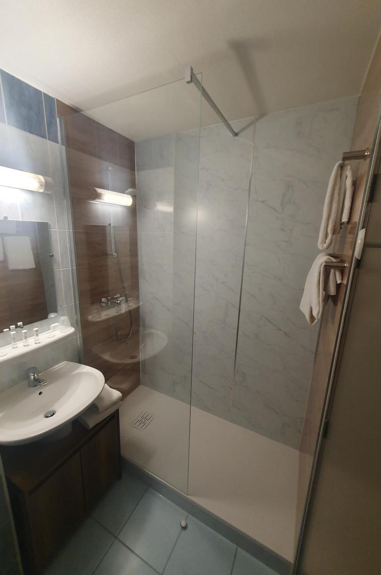 Hotel Salea Порнік Екстер'єр фото